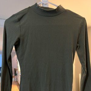 Planet Gold Juniors Xs long sleeve shirt